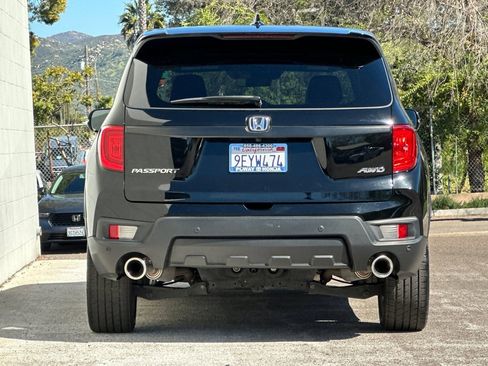 Certified 2023 Honda Passport EX-L image 9
