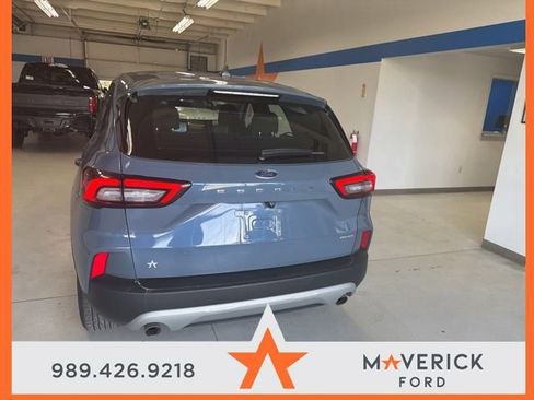 Used 2023 Ford Escape AWD image 6