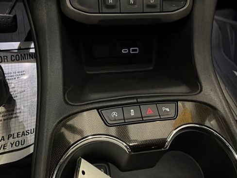 Used 2023 GMC Acadia AT4 AWD/4WD image 26
