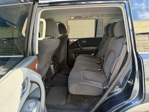 Used 2019 Nissan Armada SV w/ Driver Package AWD/4WD image 32