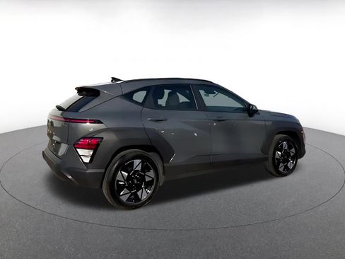 Used 2025 Hyundai Kona SEL image 11