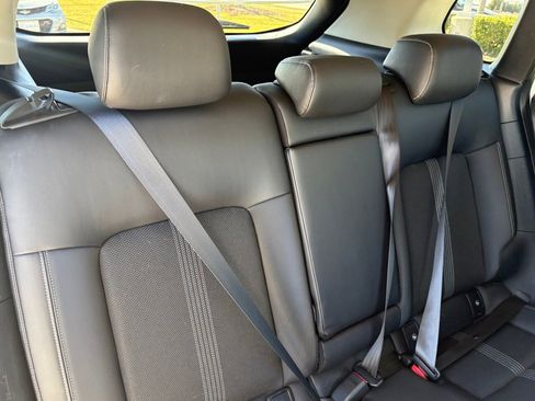 Used 2023 MAZDA CX-50 2.5 S w/ Preferred Plus Pkg image 39