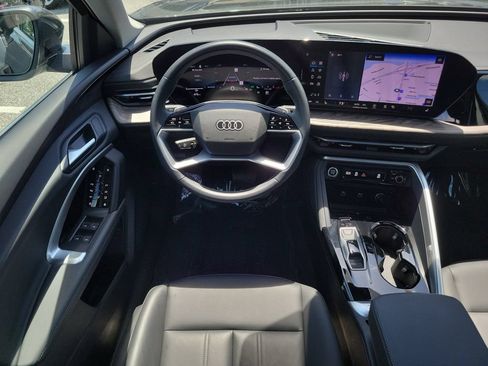 Certified 2025 Audi Q5 Premium w/ Convenience Package AWD/4WD image 22
