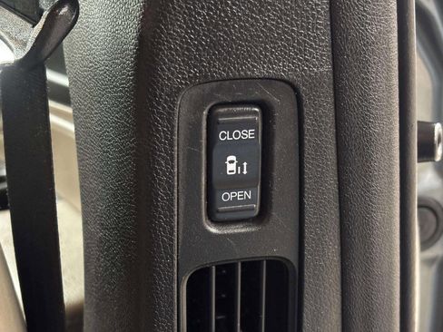 Used 2019 Honda Odyssey EX-L image 22