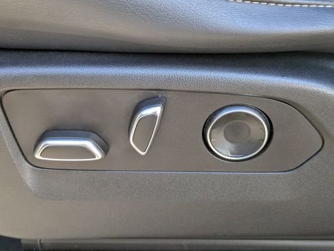 Used 2021 Cadillac Escalade ESV Premium Luxury w/ LPO, Radiant Package image 26