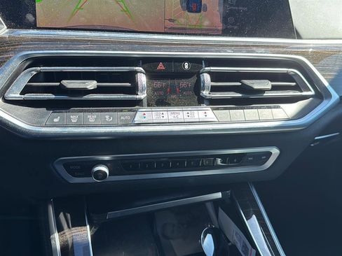 Used 2020 BMW X5 xDrive40i w/ Premium Package image 7