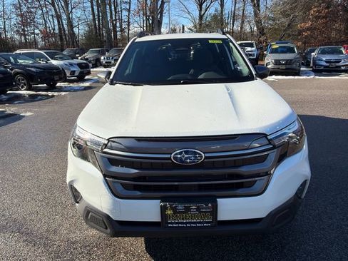 New 2025 Subaru Forester Premium image 3