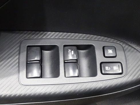 Used 2024 Mitsubishi Eclipse Cross SE image 18