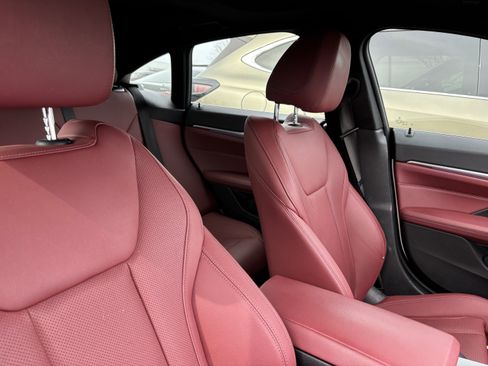 Used 2024 BMW i4 eDrive35 w/ Premium Package image 34