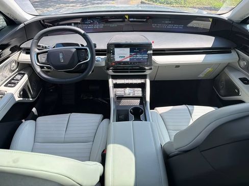 New 2026 Lincoln Nautilus Reserve AWD/4WD image 24