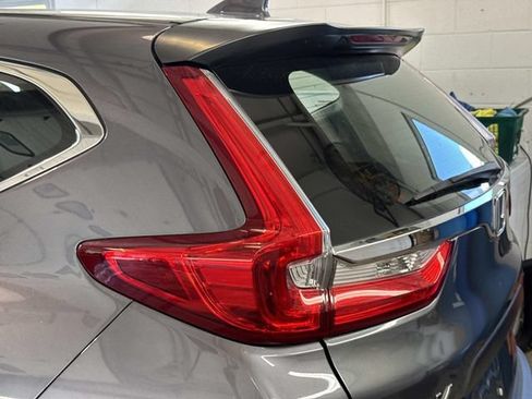 Used 2018 Honda CR-V LX image 9