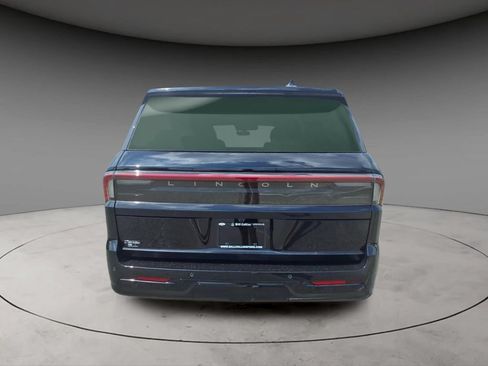 New 2026 Lincoln Navigator Black Label AWD/4WD image 7