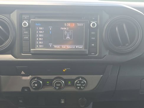 Used 2019 Toyota Tacoma SR w/ SR Convenience Package RWD image 14