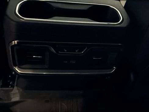 New 2026 GMC Sierra 1500 SLT w/ SLT Premium Plus Package image 21