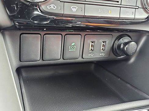 New 2026 Mitsubishi Eclipse Cross LE image 15