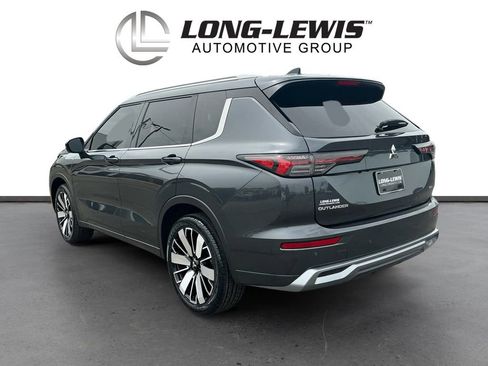 Used 2025 Mitsubishi Outlander SEL FWD image 4