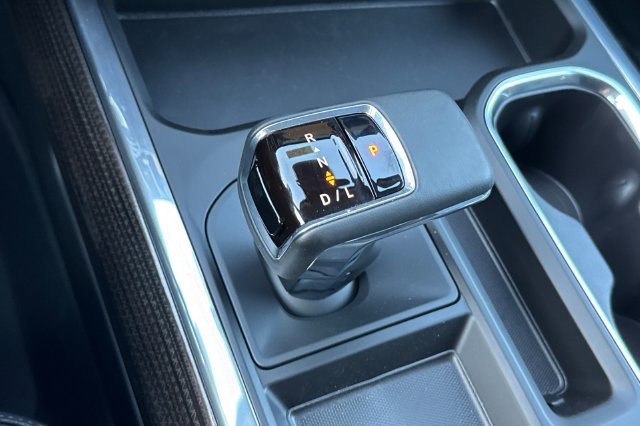New 2026 Chevrolet Silverado 1500 RST w/ Redline Edition AWD/4WD image 31