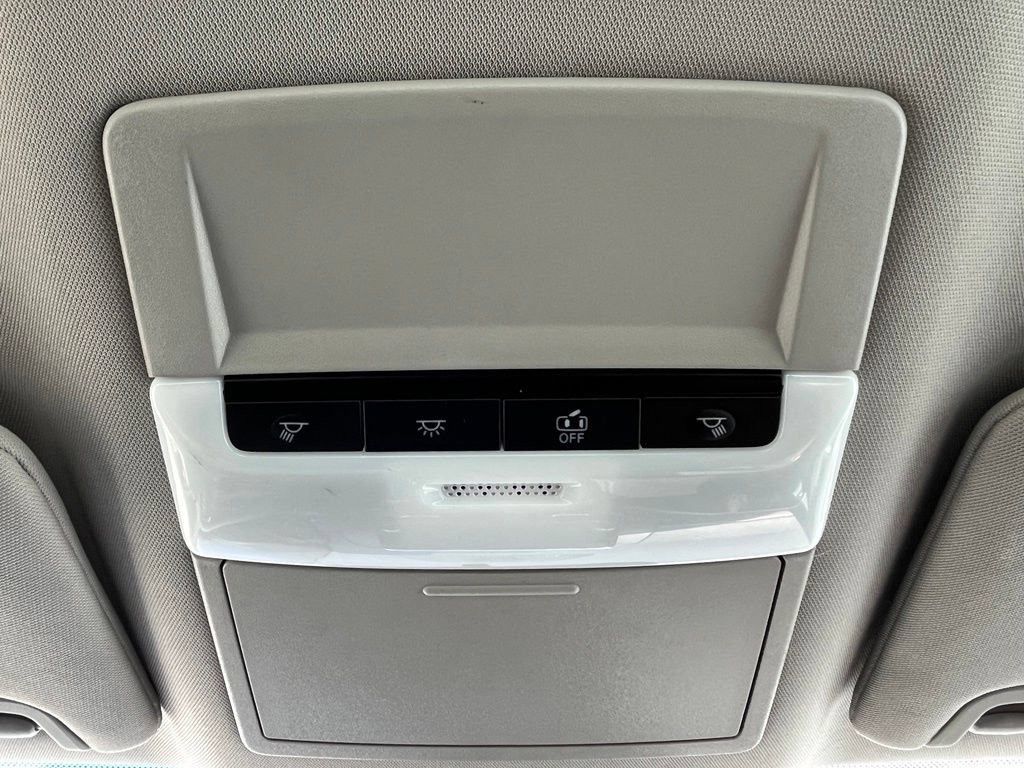 Used 2025 Nissan Altima 2.5 SV AWD/4WD image 19
