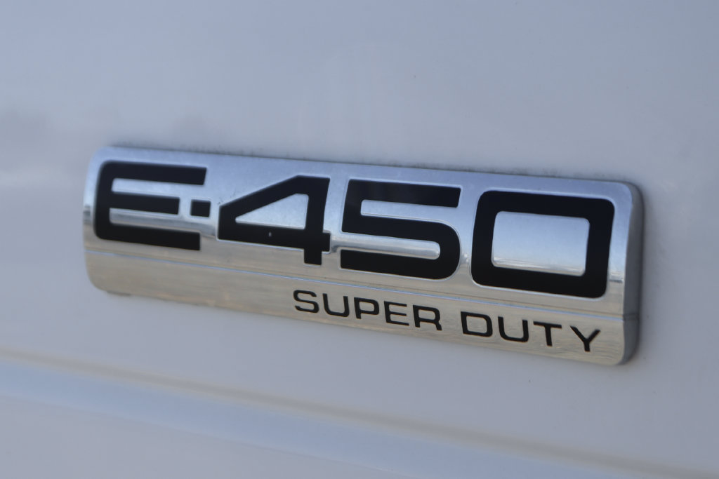 Used 2022 Ford E-450 and Econoline 450 Super Duty w/ Power Windows & Locks Group RWD image 37