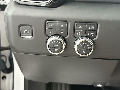 Used 2025 GMC Sierra 1500 AT4X AWD/4WD image 12