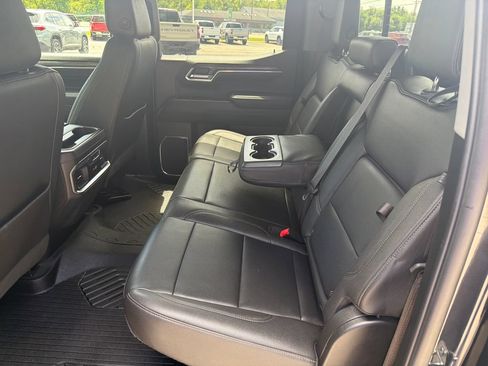 Used 2024 Chevrolet Silverado 1500 LTZ AWD/4WD image 30