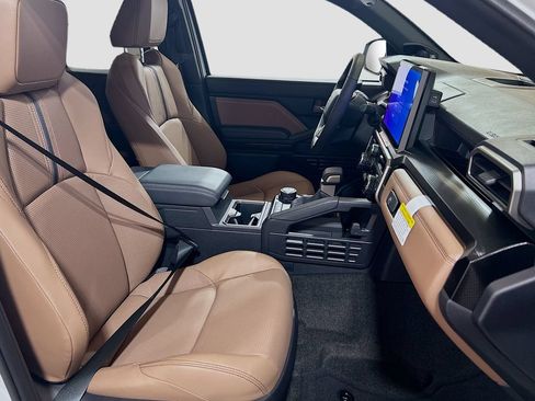 New 2026 Toyota 4Runner Limited AWD/4WD image 29