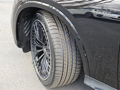 Certified 2024 Mercedes-Benz GLC 43 AMG 4MATIC image 27