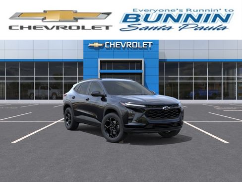 New 2026 Chevrolet Trax LT w/ Driver Confidence Package FWD image 1