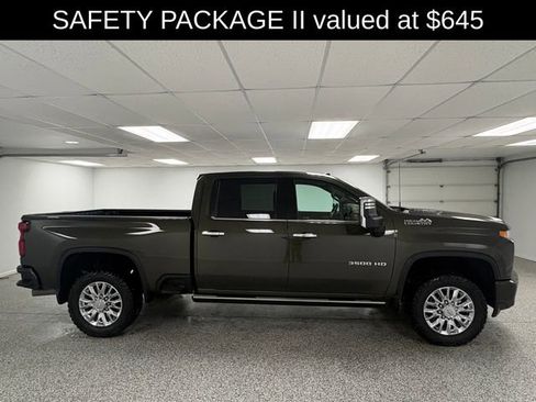 Used 2022 Chevrolet Silverado 3500 High Country w/ Safety Package II image 9