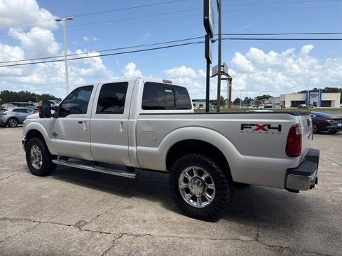 Used 2011 Ford F250 Lariat w/ Lariat Ultimate Pkg AWD/4WD image 6