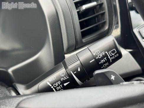 Used 2024 Honda Odyssey EX-L image 29