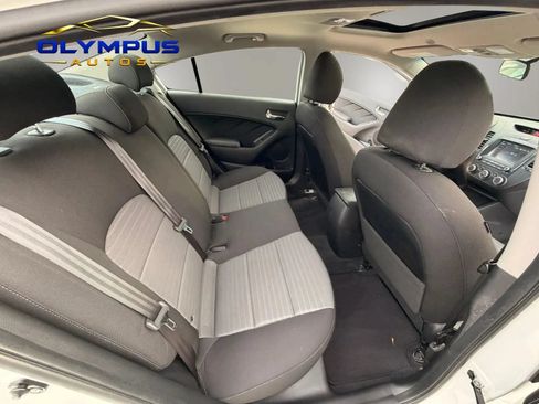 Used 2018 Kia Forte S w/ S Technology Plus Package FWD image 23