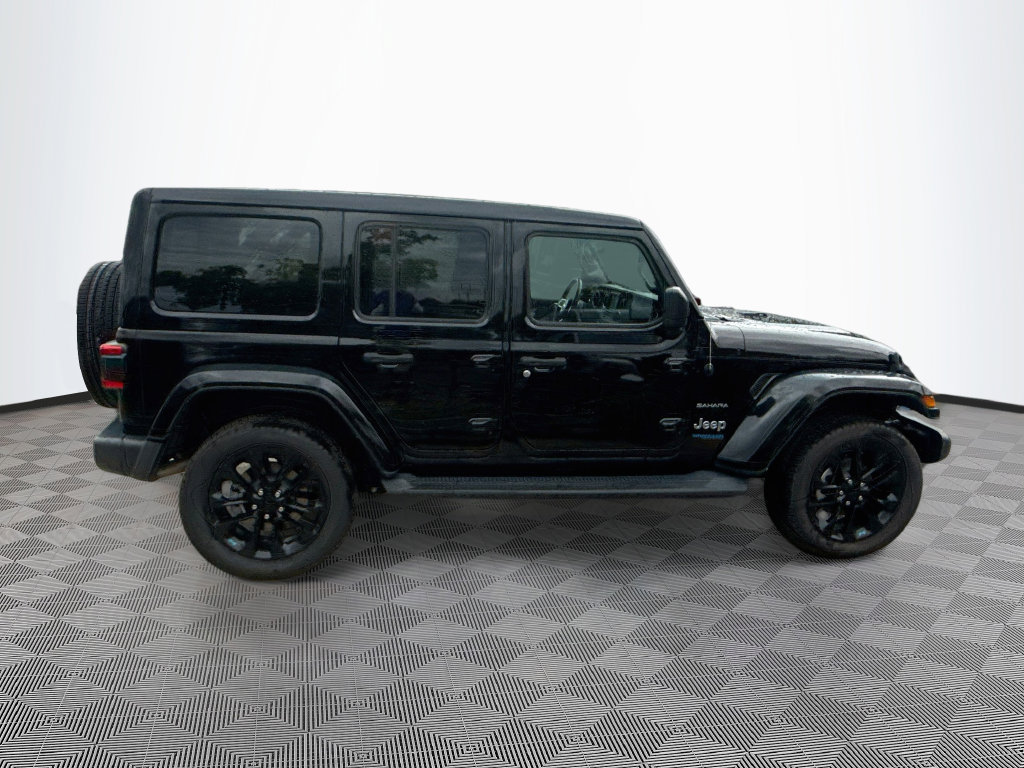 Certified 2022 Jeep Wrangler Unlimited Sahara w/ Cold Weather Group AWD/4WD image 4