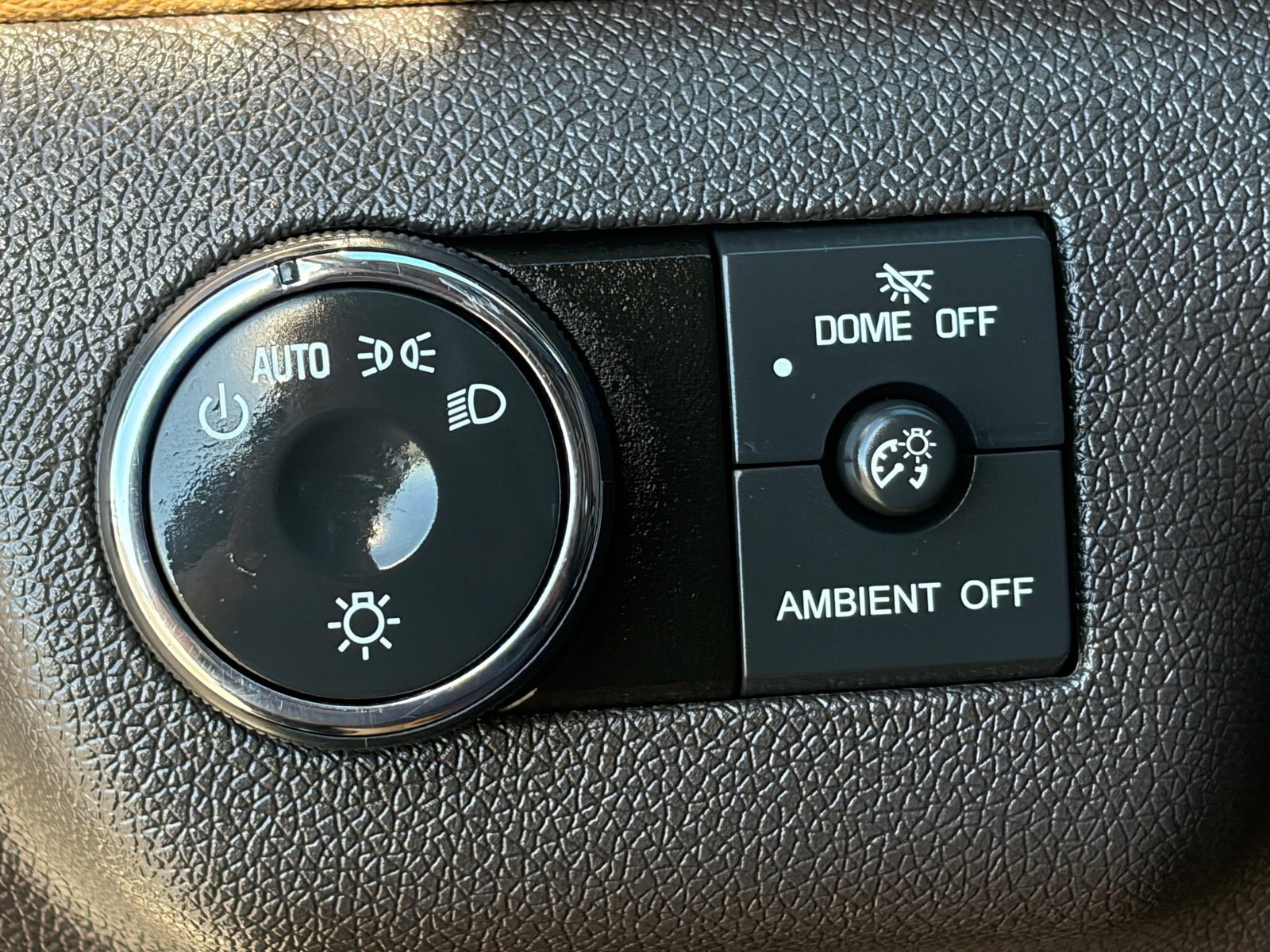Used 2015 Buick Enclave Leather FWD image 21