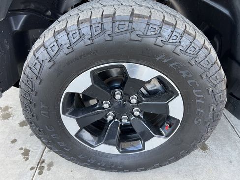 Used 2022 RAM 1500 Big Horn image 10