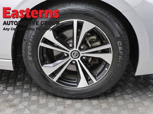 Used 2022 Nissan Sentra SV FWD image 31