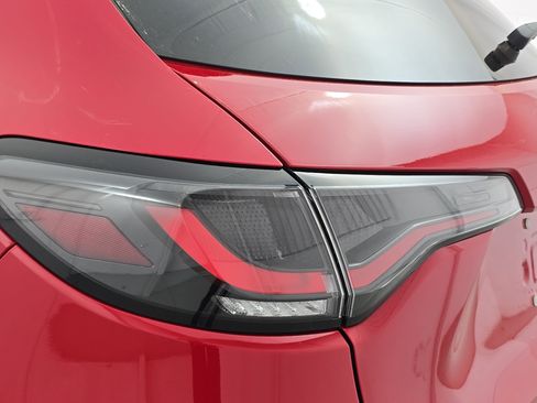 Certified 2025 Honda HR-V Sport image 33