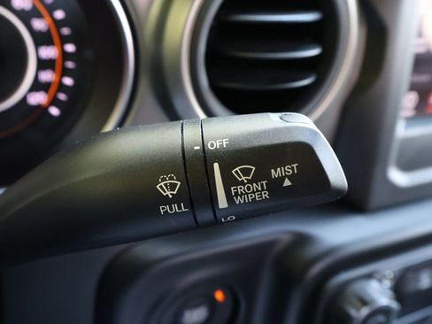 Used 2022 Jeep Wrangler Sport image 25