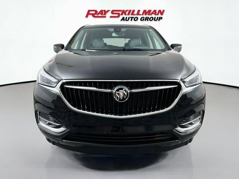 Used 2020 Buick Enclave Premium w/ Sun and Sites Package AWD/4WD image 2