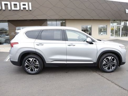 Used 2020 Hyundai Santa Fe SEL w/ Cargo Package image 2