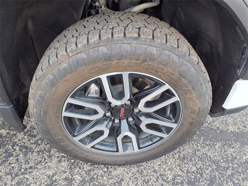 Used 2023 GMC Sierra 1500 AT4 w/ AT4 Premium Package image 39