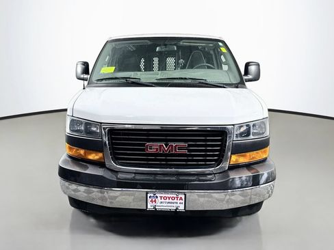 Used 2019 GMC Savana 2500 w/ Driver Convenience Package RWD image 9
