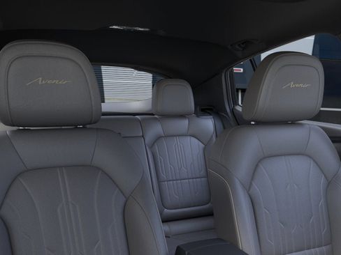 New 2026 Buick Envista Avenir FWD image 24