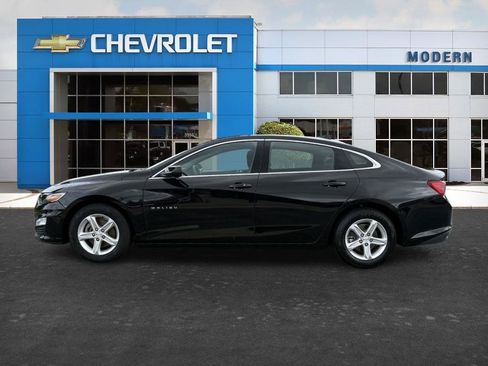 Used 2024 Chevrolet Malibu LT FWD image 2
