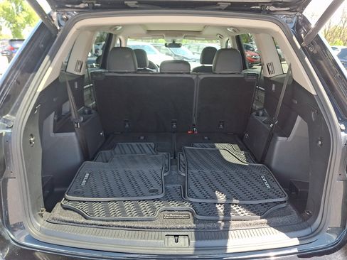 Used 2023 Volkswagen Atlas SE w/ Panoramic Sunroof Package AWD/4WD image 31