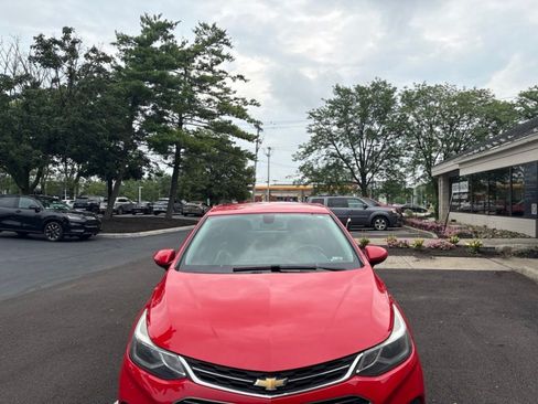 Used 2016 Chevrolet Cruze Premier FWD image 4