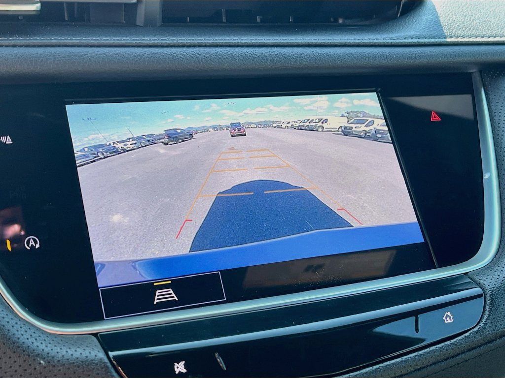 Used 2022 Cadillac XT5 Sportv w/ LPO, ONYX Package AWD/4WD image 14