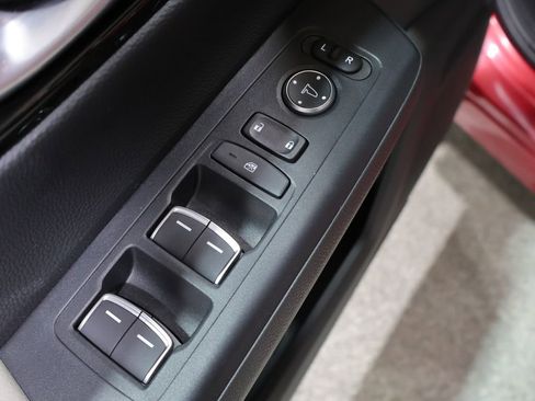 Used 2025 Honda CR-V EX-L image 13