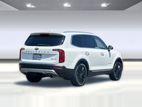 Used 2020 Kia Telluride SX w/ Towing Package FWD image 9