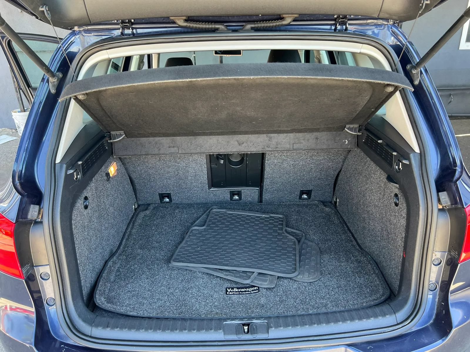 Used 2016 Volkswagen Tiguan S FWD image 13